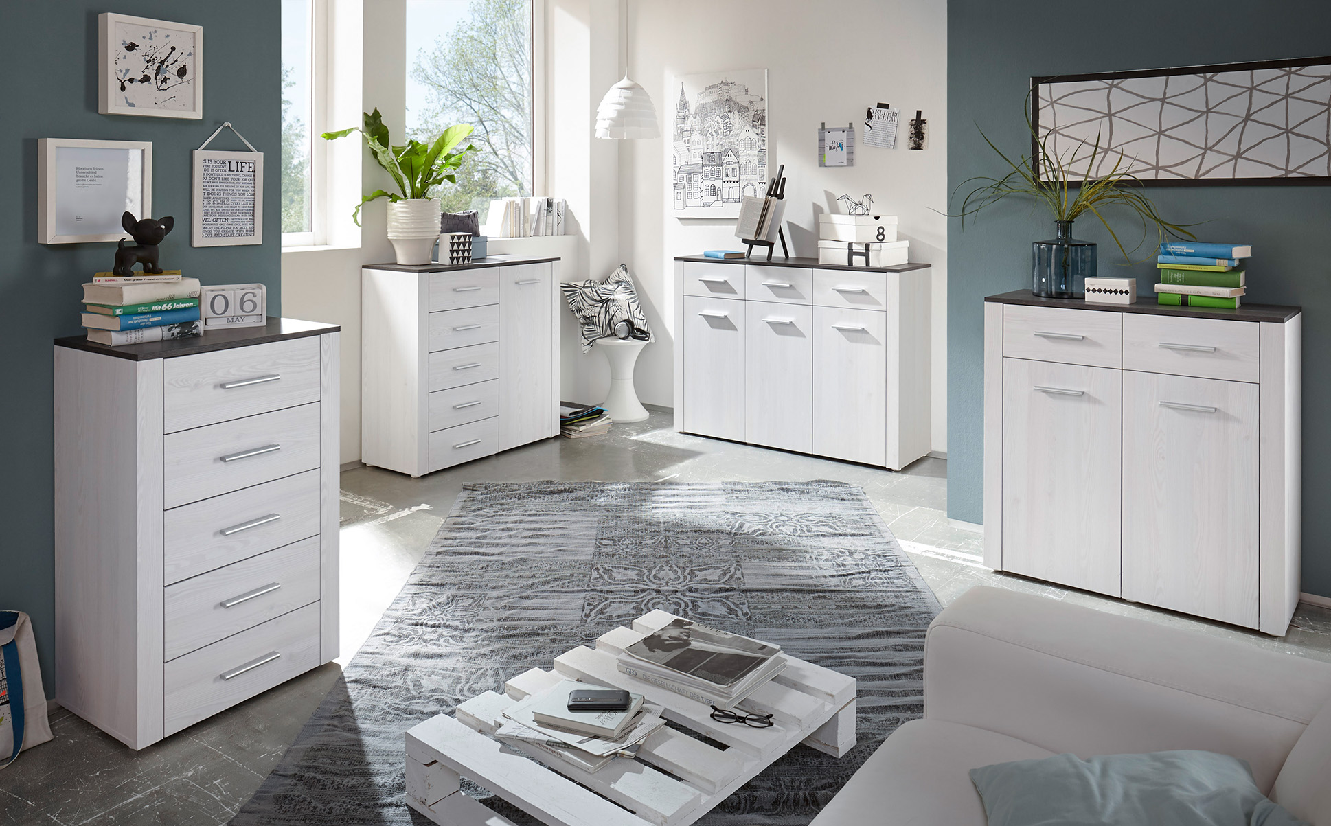 Kommoden / Sideboards