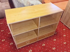 Glas-TV-Teil mit Rollen silber (gebraucht)