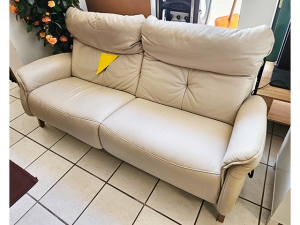 Eckcouch mit Schlaffunktion und Bettkasten + Sessel + Hocker gelblich gemustert (gebraucht)