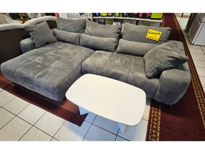 2-Sitzer Ledercouch cremefarben mit Metallfüßen (gebraucht)