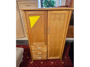 Kleiderschrank 2-türig weiss (gebraucht)