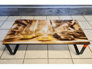 Couchtisch mit Glasplatte (gebraucht)