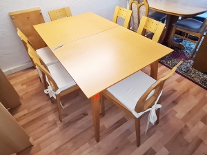 Esstisch ausziehbar + 6 Stühle gepolstert buche (gebraucht)