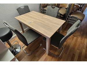 Esstisch ausziehbar kirschbaum + 4 Stühle gepolstert (gebraucht)