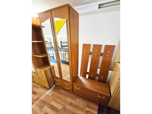 Garderobe mit Spiegel [4-teilig] kirschbaum (gebraucht)